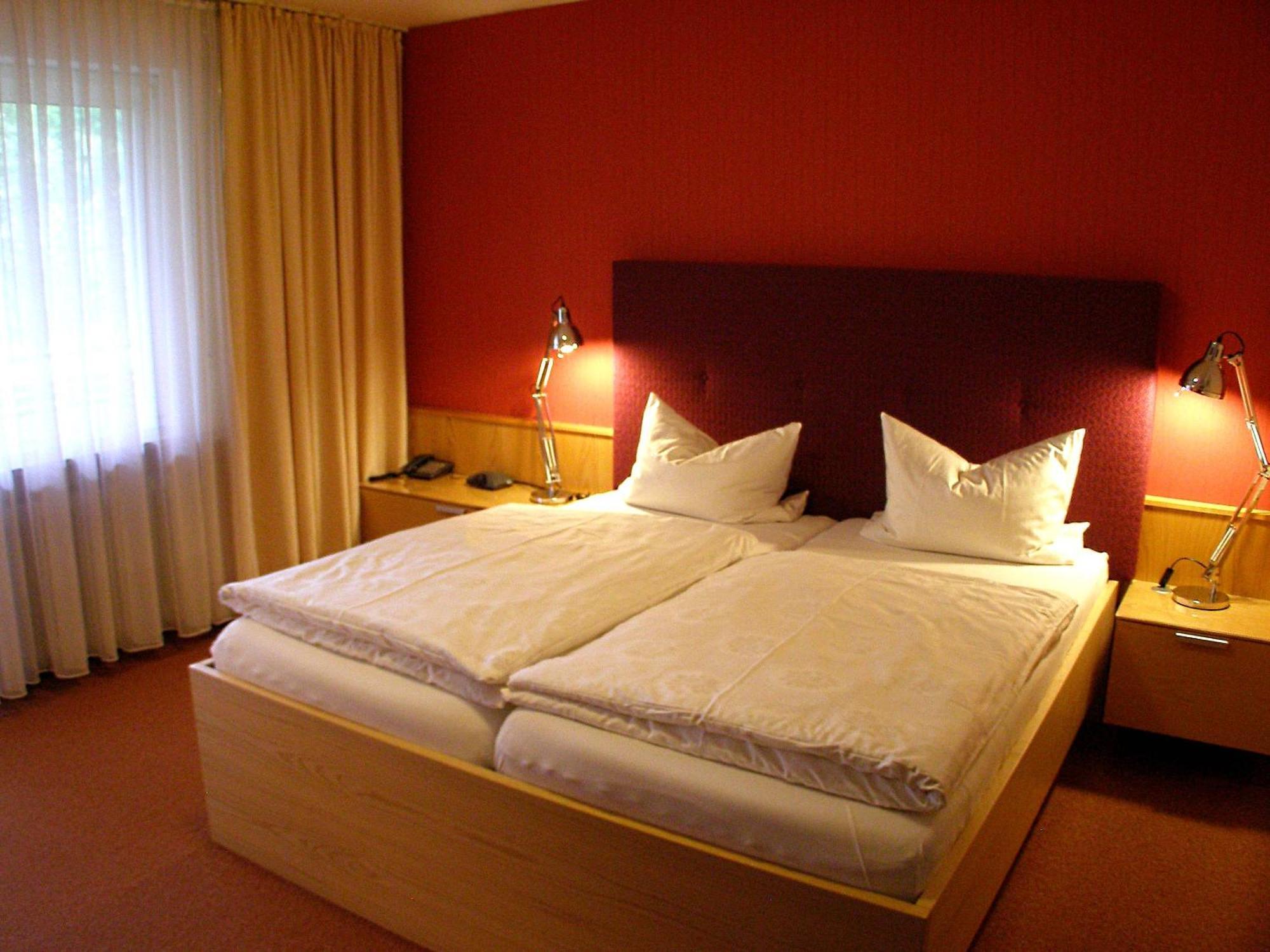Hotel Haus Katharina Garni Бад Щебен Екстериор снимка