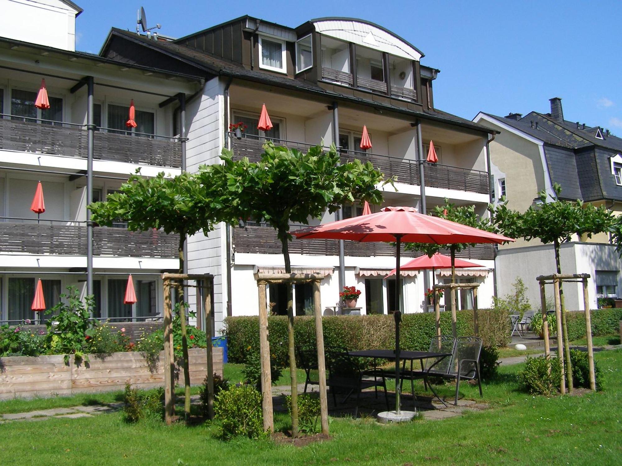 Hotel Haus Katharina Garni Бад Щебен Екстериор снимка